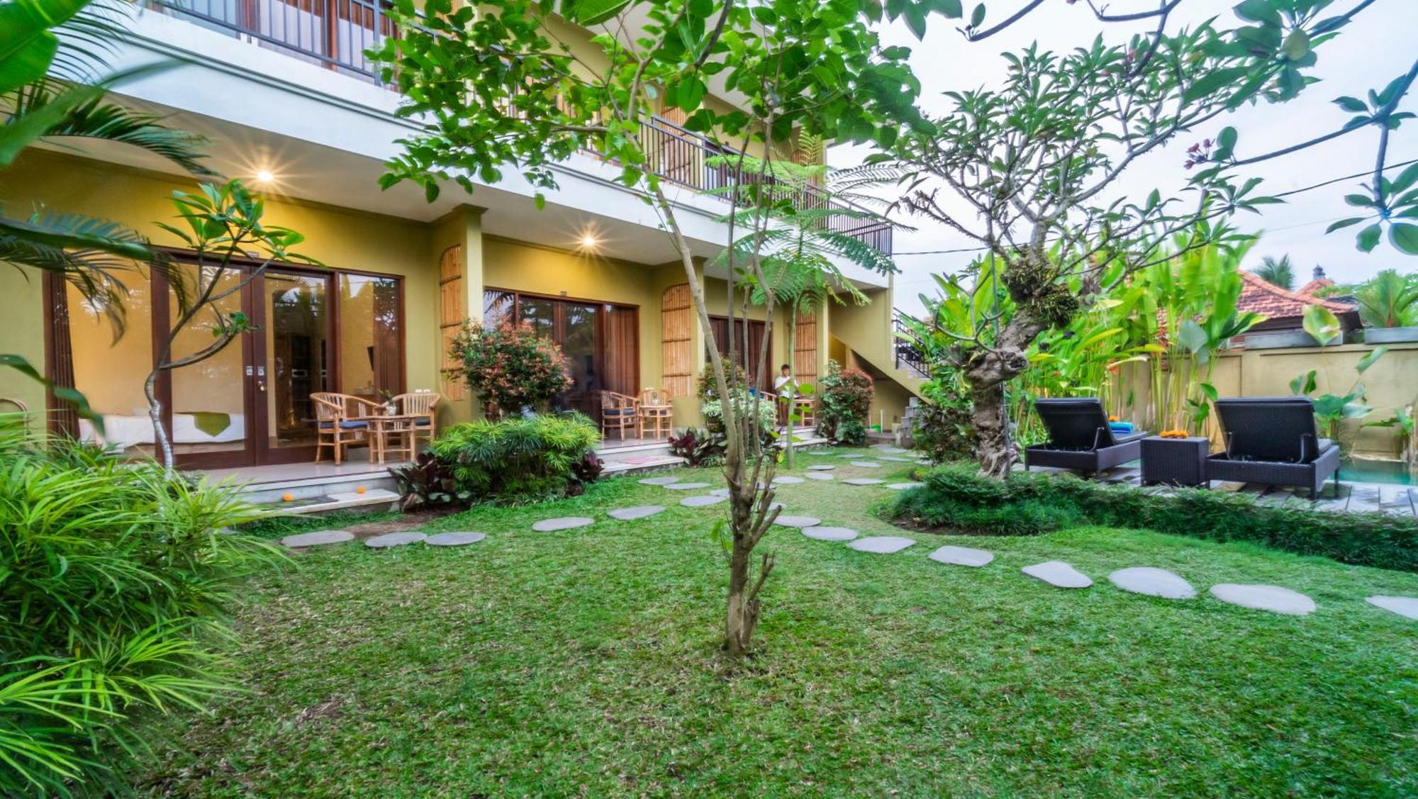 Jegeg Mas Bed & Breakfast Ubud  Exterior photo